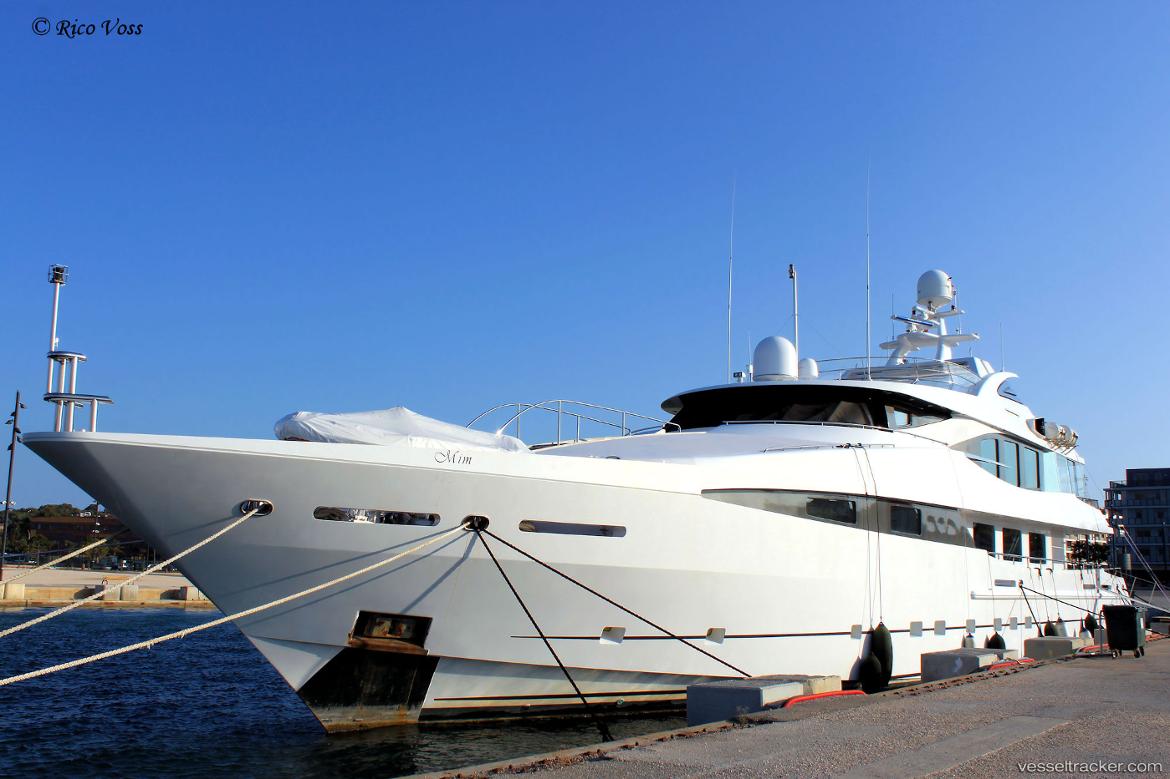 La-Tania - Service Ship vessel