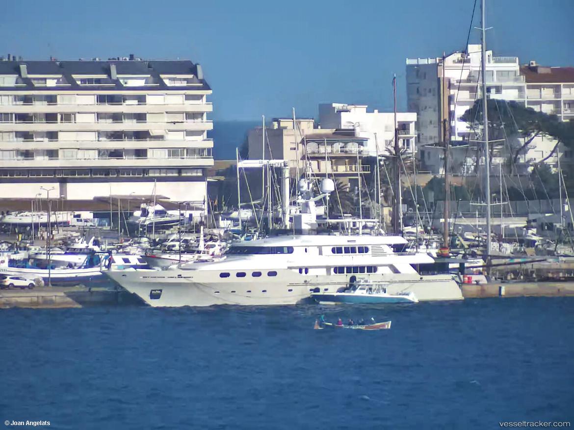 Eileen - Service Ship vessel