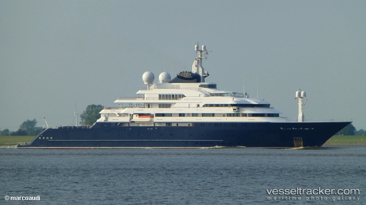 Octopus - Service Ship