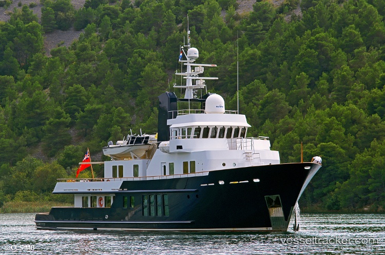 Rh-Three - Service Ship vessel