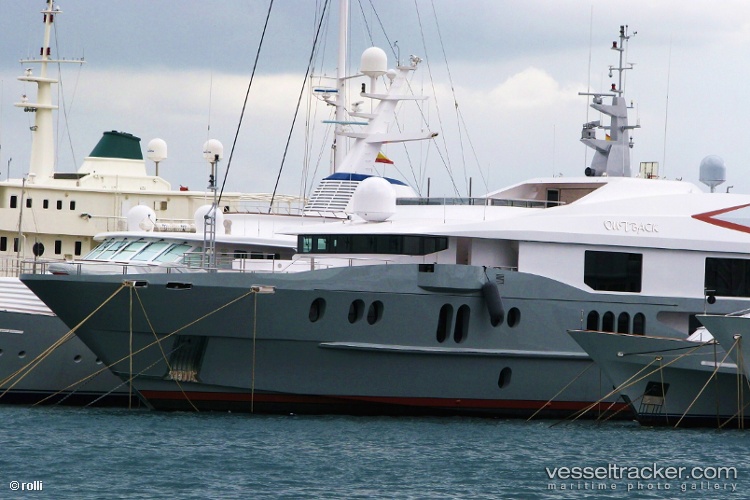 Idol - Service Ship vessel