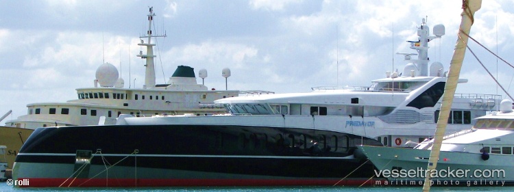 Predator - Service Ship vessel