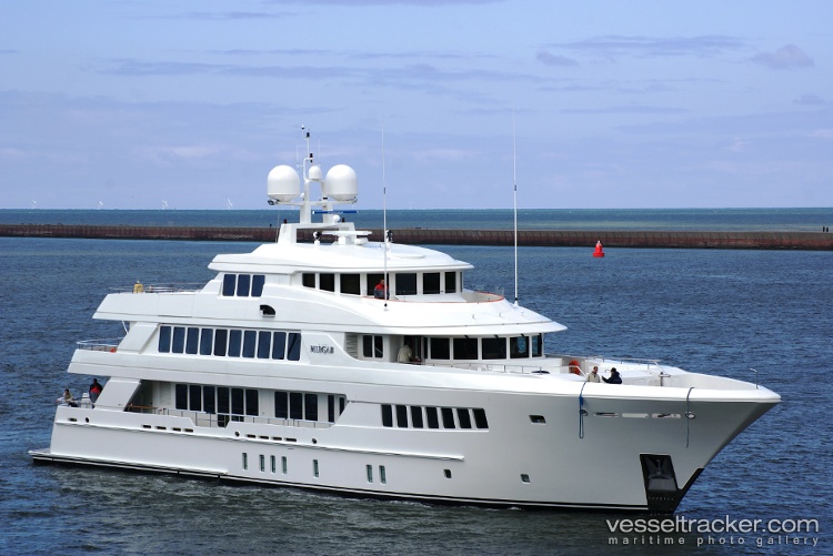 Olmida - Service Ship