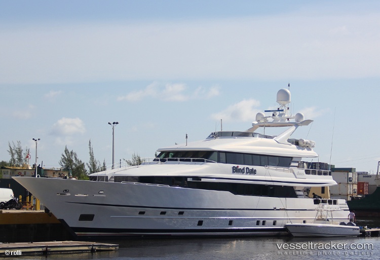 Blind-Date - Service Ship vessel