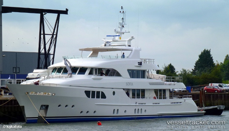 Serenity - Service Ship vessel