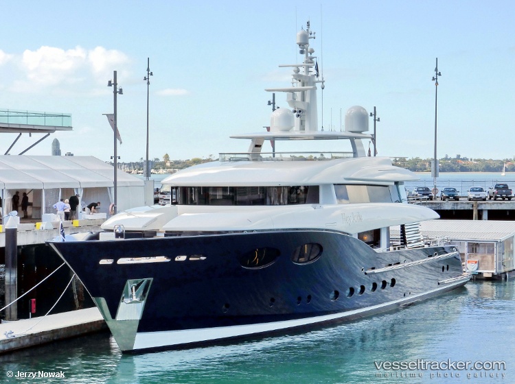 Hey-Jude - Service Ship vessel