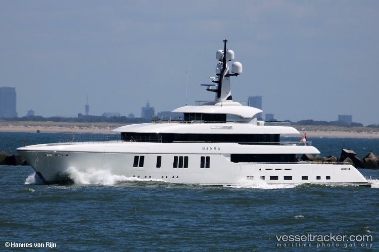 Lunasea - Sailing Vessel