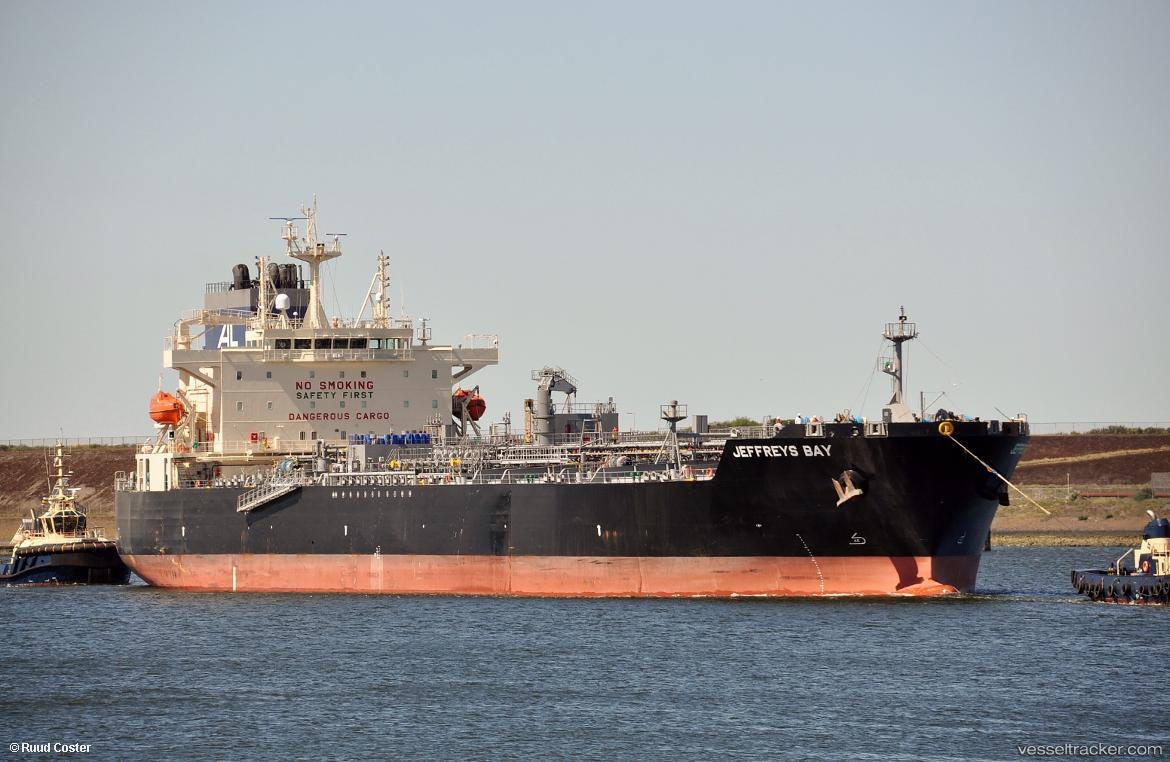 Jeffreys-Bay - Chemical Oil Products Tanker vessel
