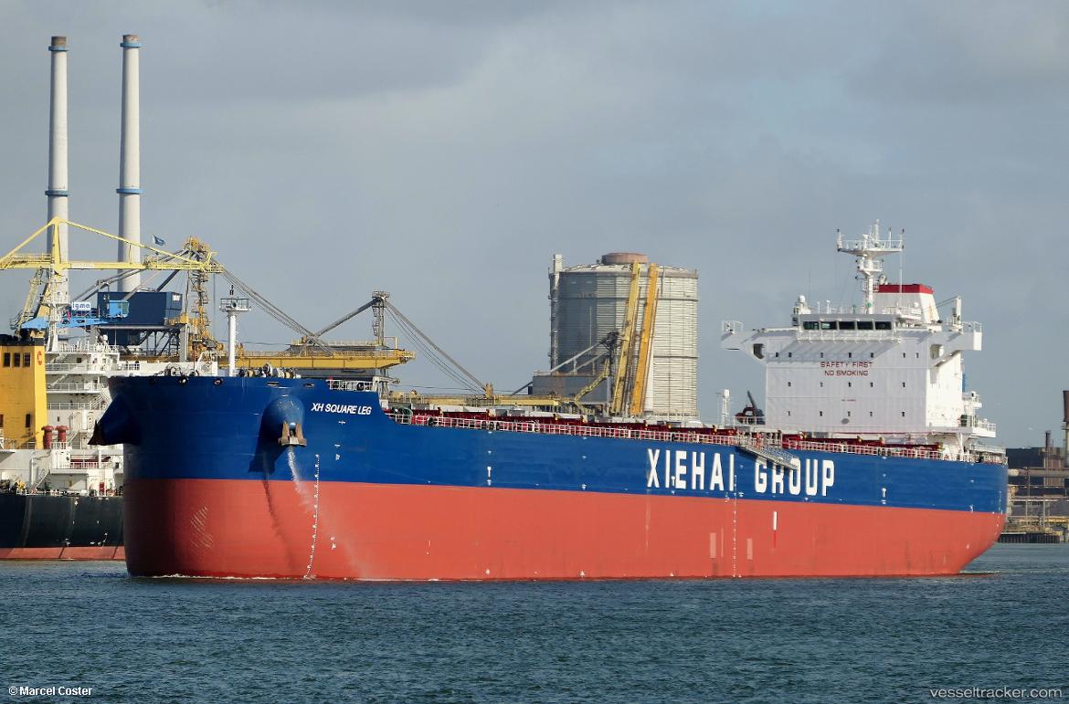 Xh-Square-Leg - Bulk Carrier vessel