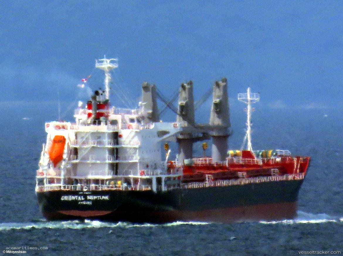 Oriental-Neptune - Bulk Carrier