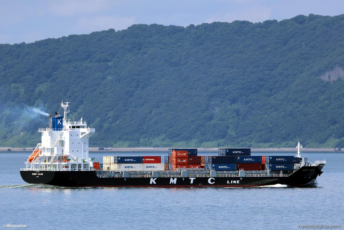 Sunny-Kalmia - Container Ship vessel