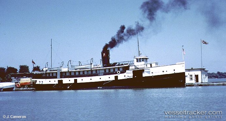 Pelee-Islander - Passenger Ship vessel