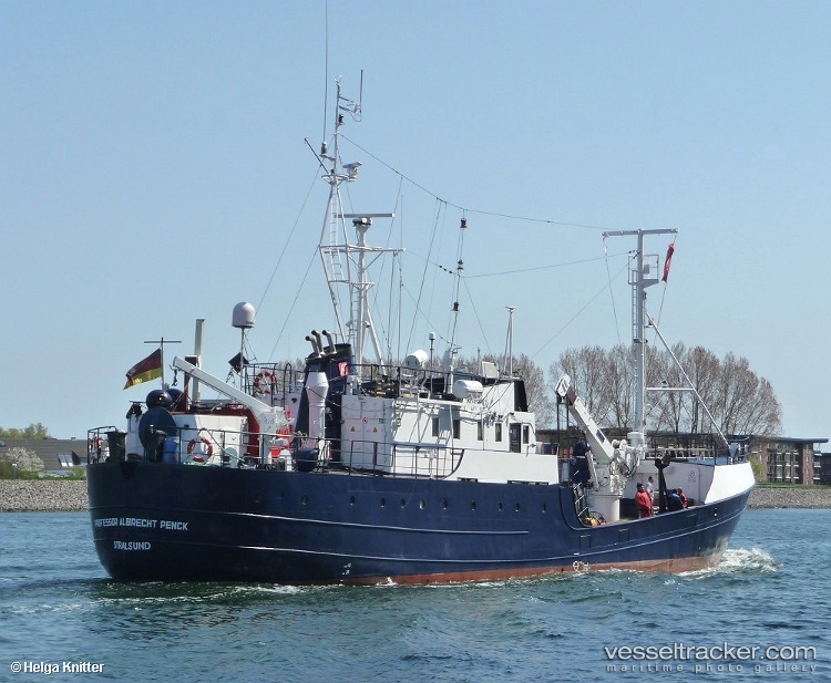 Resq-People - Research Vessel vessel
