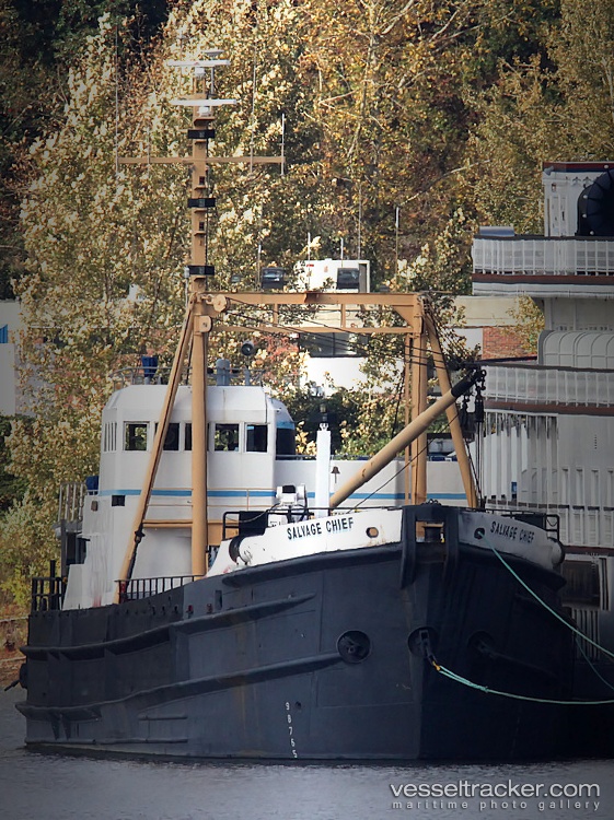 Salvage-Chief - Salvage Ship vessel
