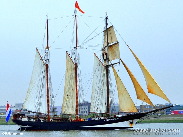 Oosterschelde - Passenger Ship