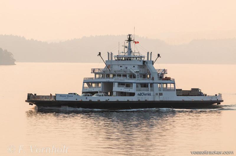 Mayne-Queen - Passenger Ro Ro Cargo Ship vessel