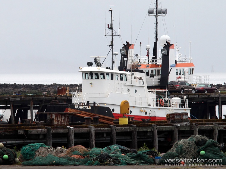 Columbia-Layne - Tug vessel