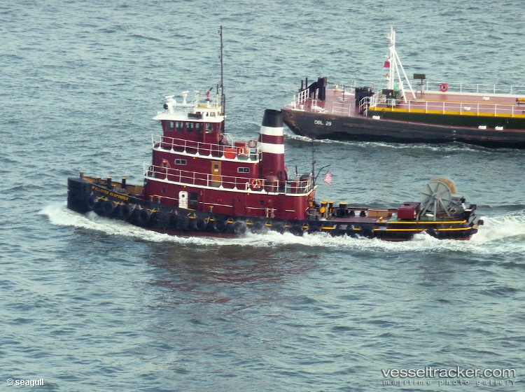 Mcallister-Responder - Tug