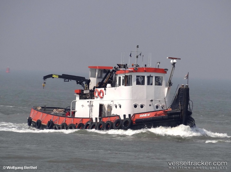 Annie-Iv - Tug vessel
