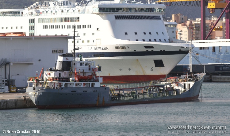 Antonello - Water Tanker vessel