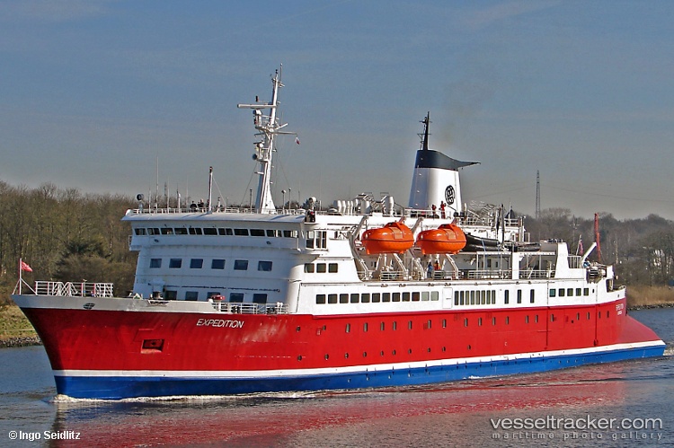 Expedition - Cruise Ship vessel