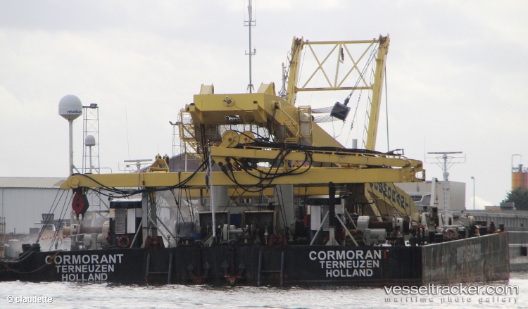 Cormorant - Crane Ship vessel