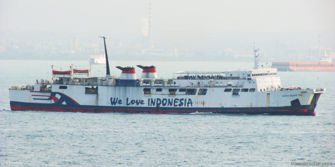 Safira-Nusantara - Passenger Ro Ro Cargo Ship vessel