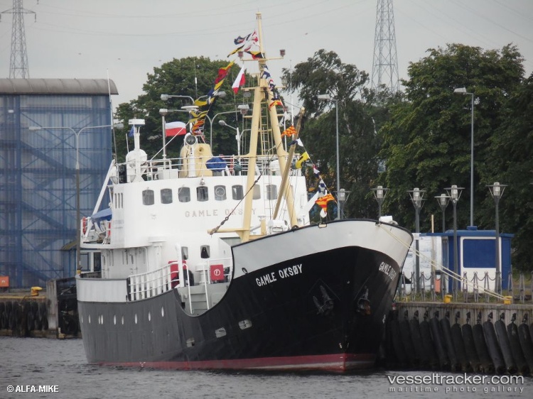 Gamle-Oksoey - Oil Products Tanker vessel