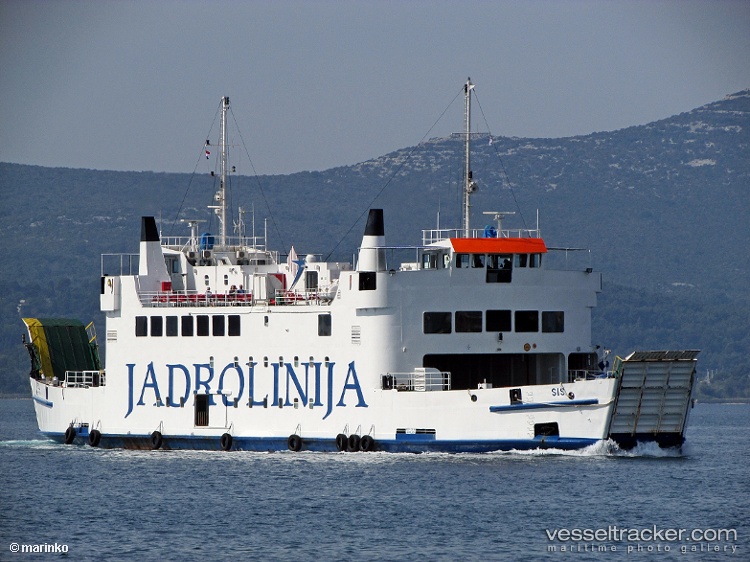 Sis - Passenger Ro Ro Cargo Ship vessel