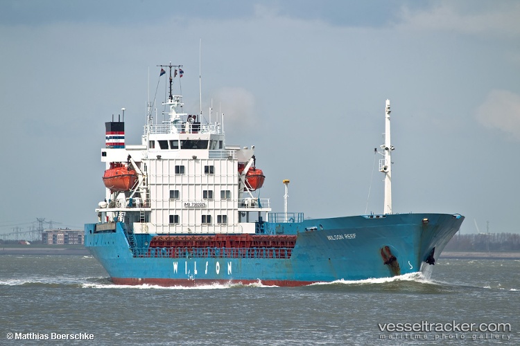 Friends-Rs-1 - Bulk Carrier vessel
