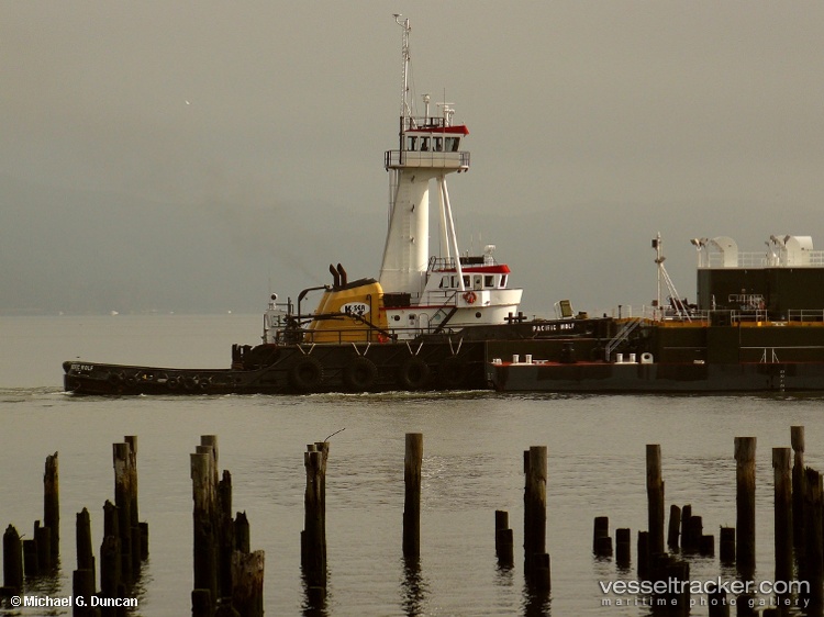 Arctic-Dawn - Pusher Tug vessel