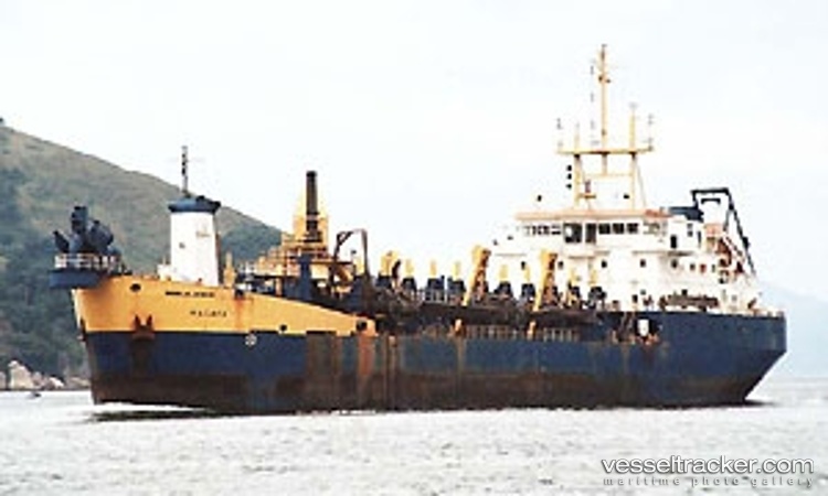 Reem-Island - Hopper Dredger vessel