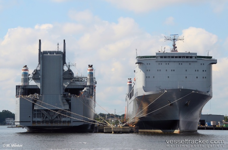 Cape-Race - Vehicles Carrier vessel