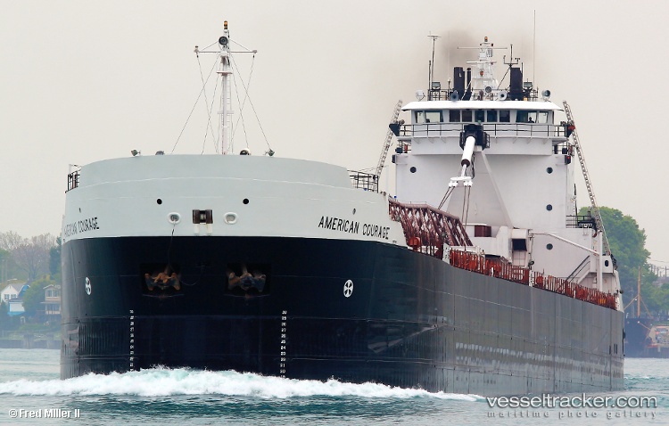 American-Courage - Self Discharging Bulk Carrier vessel