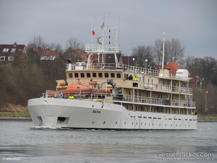 Golden-palm - Research Vessel vessel