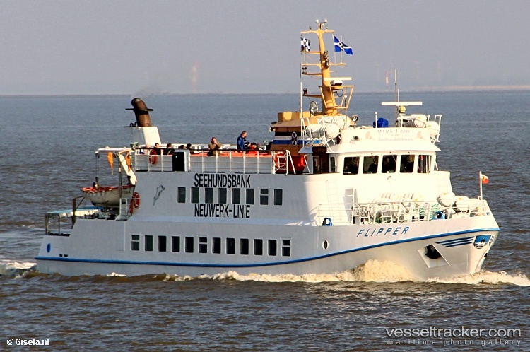 Flipper - Passenger Ship vessel