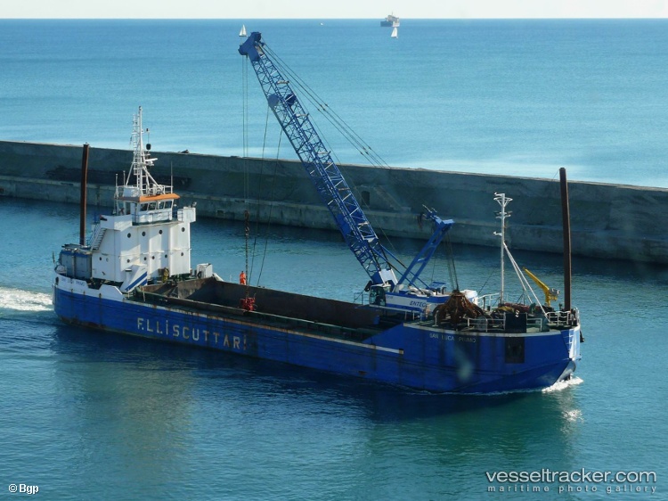 San-Luca-Primo - [service_ship.split_hopper_barge] vessel