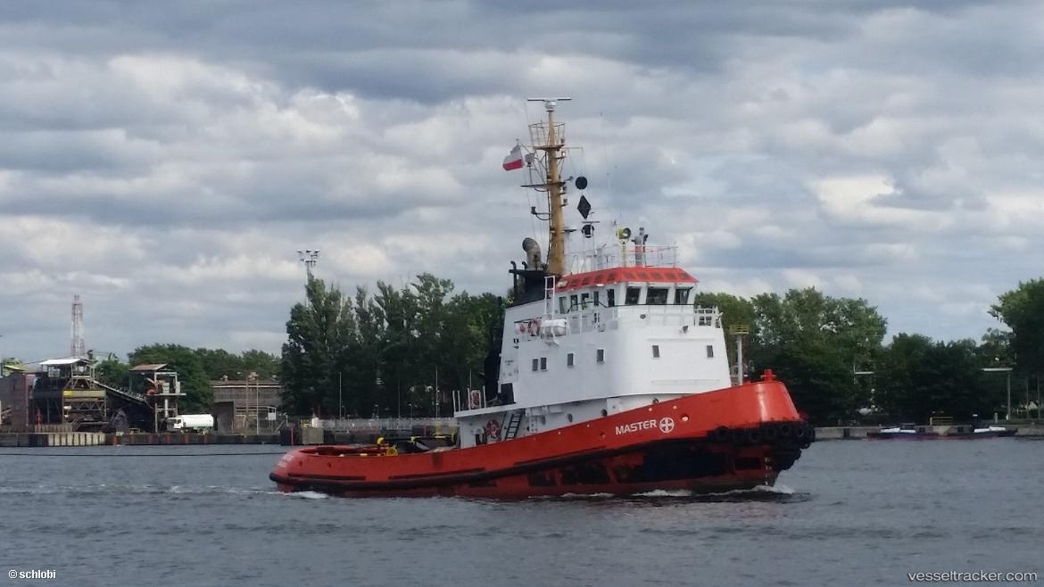 Master - Tug