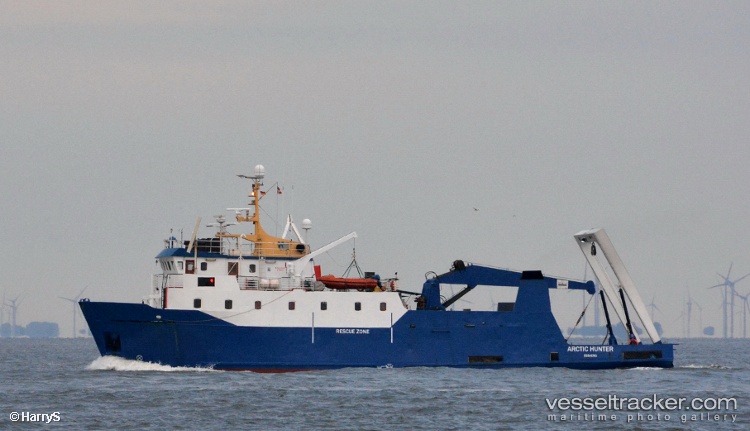 Mv-Arctic-Hunter - Offshore Support Vessel vessel