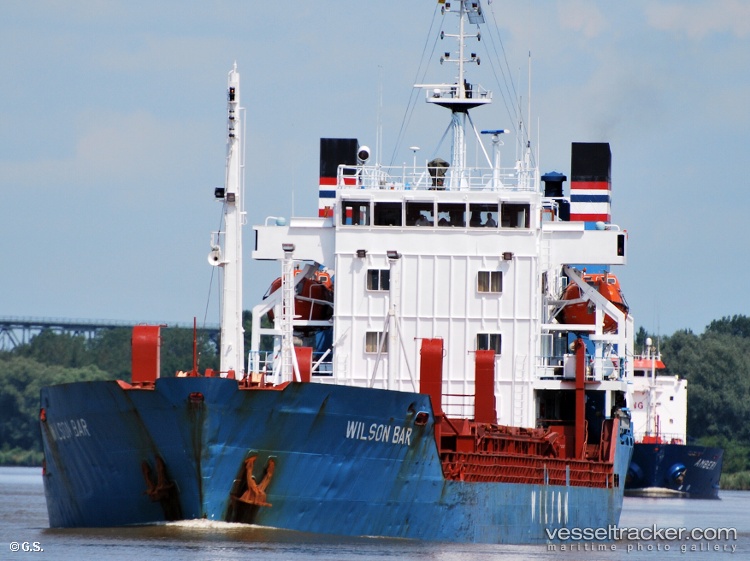 Lucy-J - General Cargo Ship