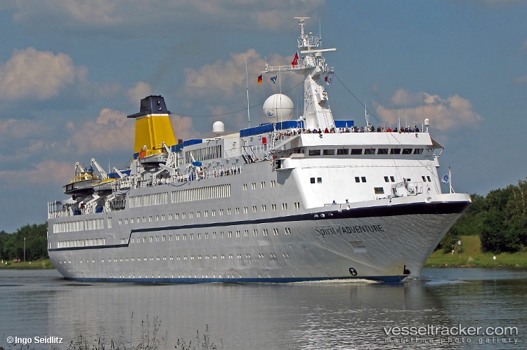 Berlin-Oceanis - Cruise Ship vessel