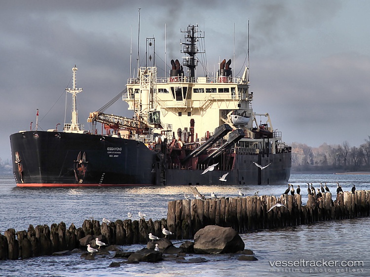 Essayons - Hopper Dredger vessel