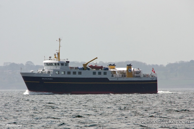 Mf-Skjoldnaes - Passenger Ro Ro Cargo Ship