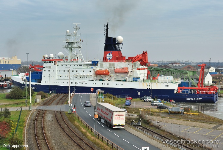 Polarstern - Icebreaker vessel
