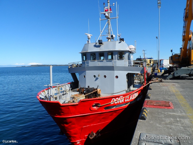 Dona - Fishing Vessel vessel