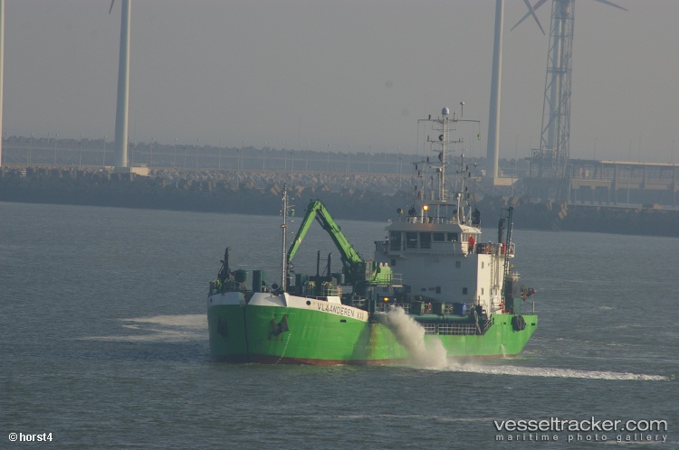 Edt-Yam - Hopper Dredger vessel