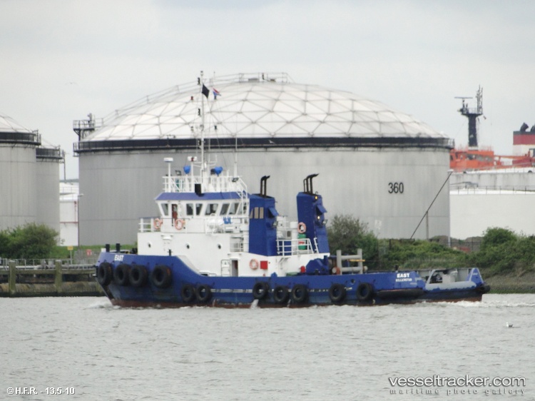 East-Coast - Tug vessel