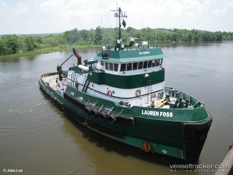 Lauren-Foss - Tug vessel