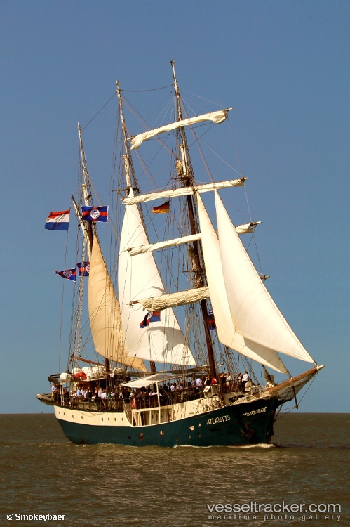 Atlantis - Cruise Ship vessel