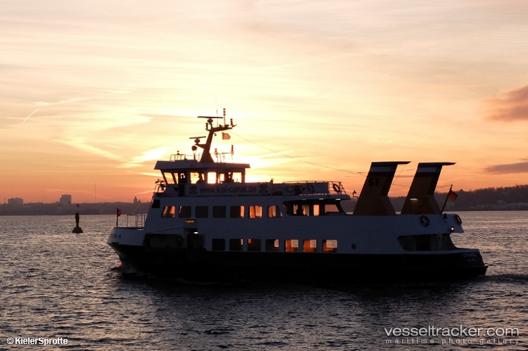 Strande - Passenger Ship vessel